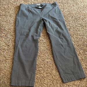 Dana Buchman Black and White Patterned Pants